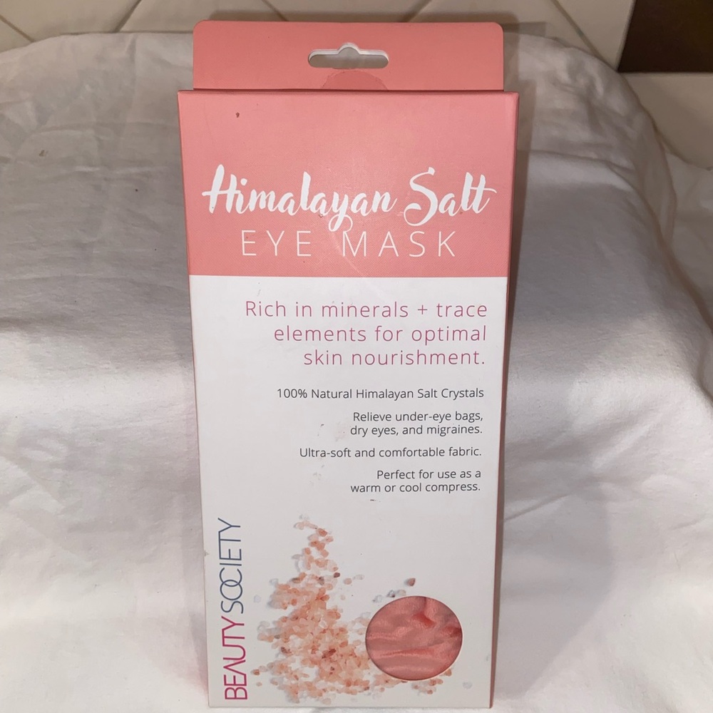 New Beauty Society Himalayan Salt Eye Mask - Picture 2 of 6